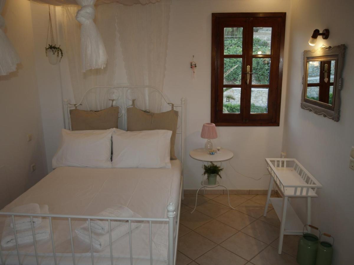 Ornos Seaside Blue Villas מראה חיצוני תמונה