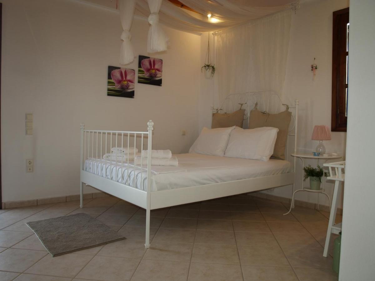 Ornos Seaside Blue Villas מראה חיצוני תמונה